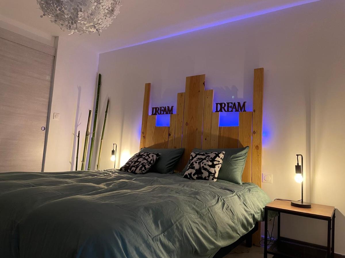 Reve de Panda avec Sauna et Jacuzzi Privatif Abrest Extérieur photo